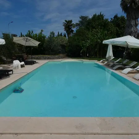 Hotel I Due Melograni Agriresort Tarano